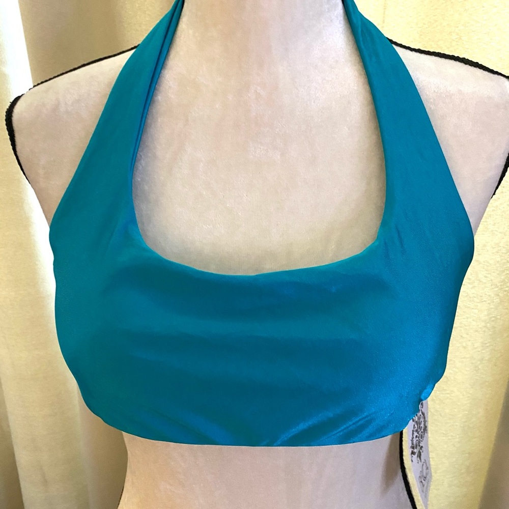 SALE 💥BECCA Turquoise swimsuit top 🐬🐳🐬